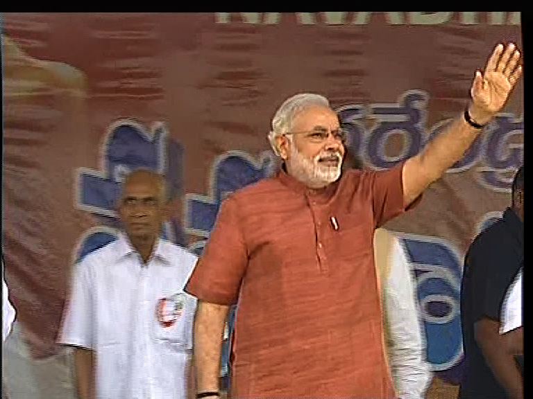 BJP supports Telangana: Narendra Modi at the rally in Hyderabad on Sunday, August 11.