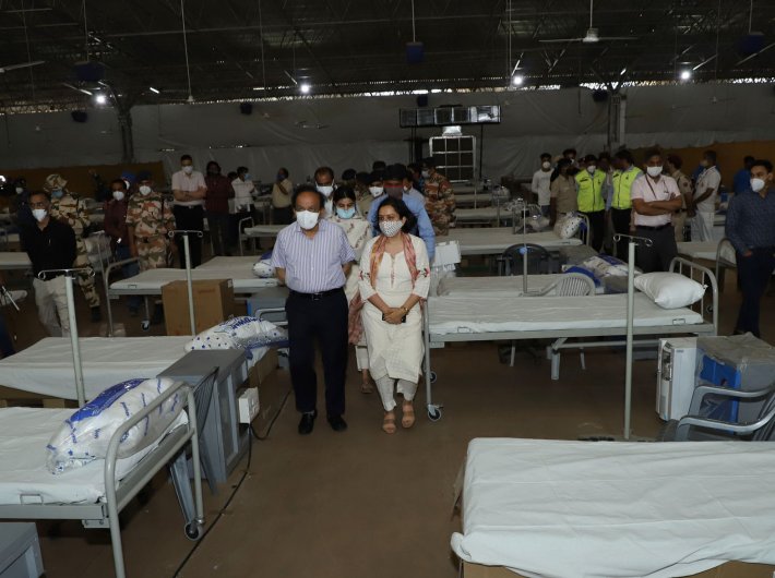 Health minister Dr. Harsh Vardhan inspecting the addition of 500 Oxygenated Beds at the Sardar Patel COVID Care Centre & Hospital, in Chhatarpur, New Delhi on Saturday