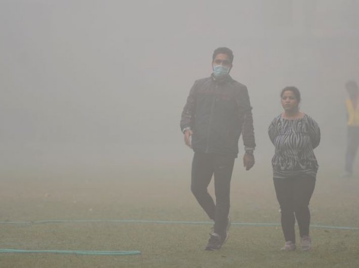 Darkness at noon, a typical Delhi afternoon in winter months (File photo: GN)