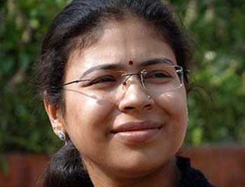 Durga Shakti Nagpal: suspended for doing her work properly?