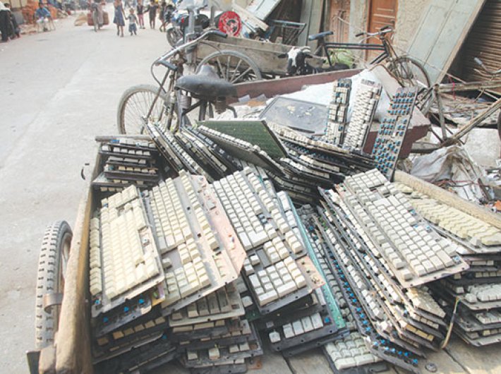More than 50 percent people sell their e-waste to kabaadiwalas, the study reveals