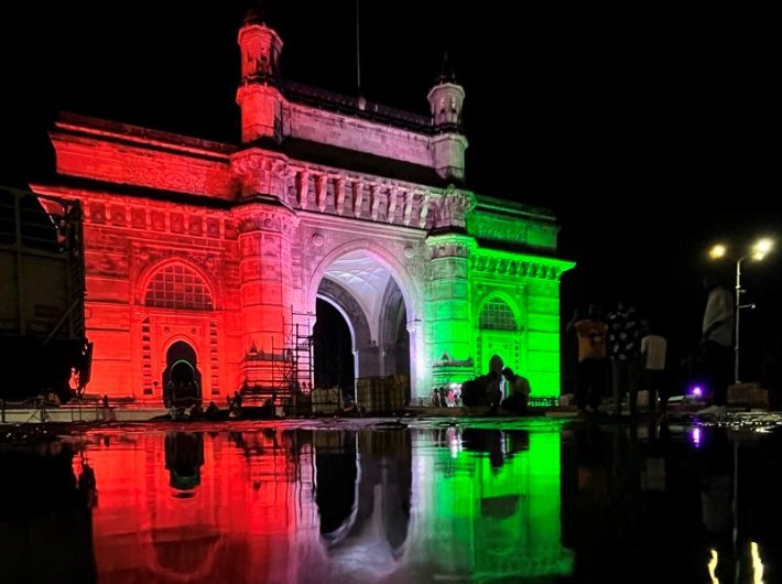 The iconic Gateway of India lit up as part of Har Ghar Tiranga campaign.(Image courtesy: @MyBMC)