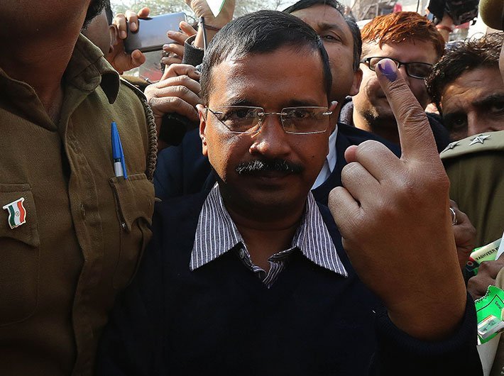 Chief minister Arvind Kejriwal after voting in 2015 elections (File photo: GN)