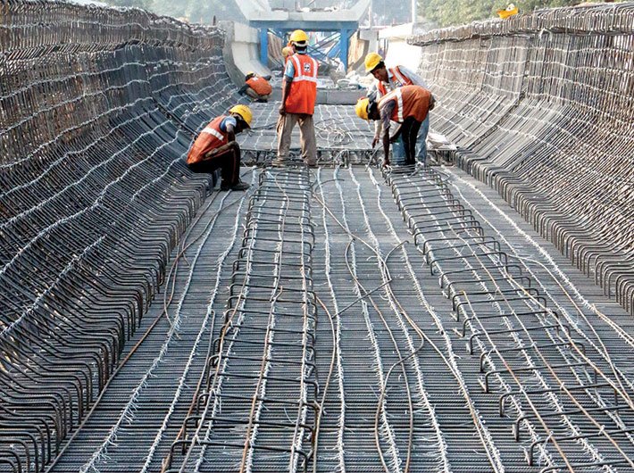 Lucknow Metro work under progress (Photo courtesy: www.lmrcl.com