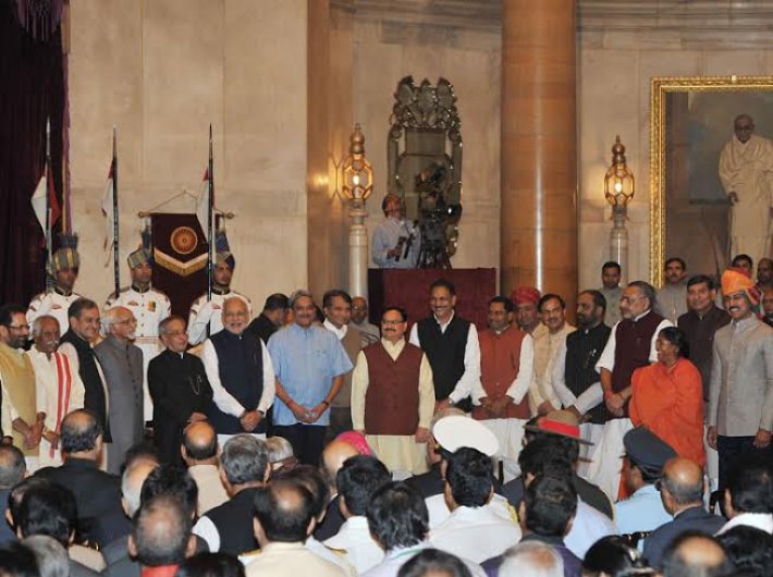 President Pranab Mukherjee, vice-president Hamid Ansari and PM Narendra Modi with the newly inducted ministers at Rashtrapati Bhavan in New Delhi