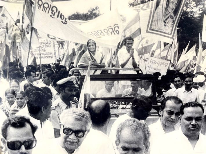 Nandini Satpathy during an election campaign in Odisha (file photo, courtesy the publishers)