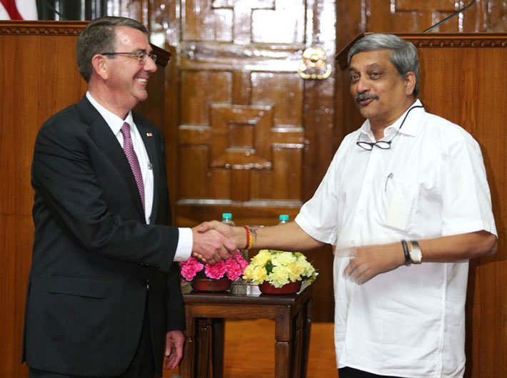 US secretary of defence Ashton Carter with Indian defence minister Manohar Parrikar, in New Delhi in April 2016