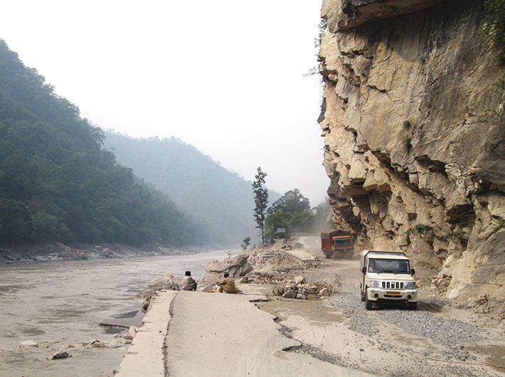 Broken roads near Srinagar.