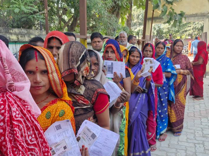 Women queuing up to cast their votes in West Champran in the second phase of elections on November 11 (Photo: Courtesy @CEOBihar)