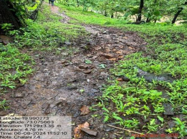 Photograph of a work in progress under MGNREGS in Talani village of Dahanu taluka in Palghar district, from the report.